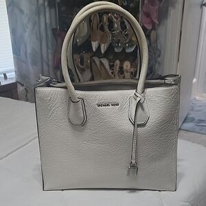 Michael Kors White Women's Bag Silver Accents